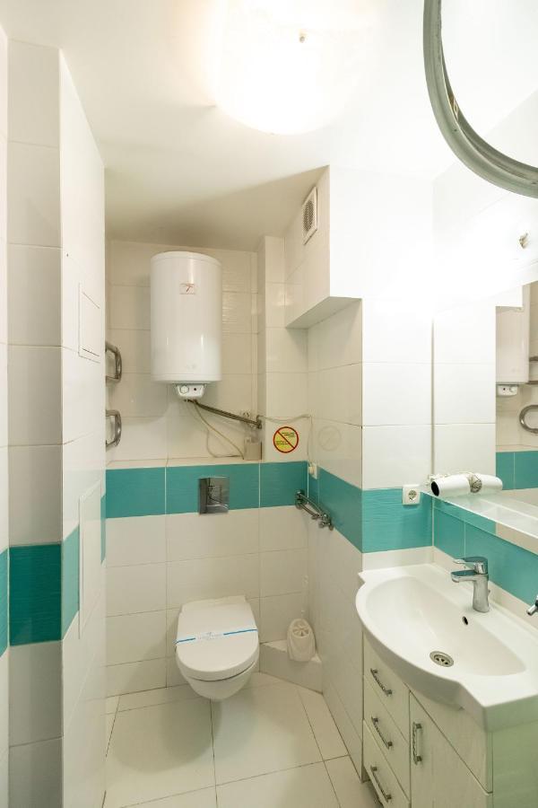 Kvartirkoff Na Geroev Dnepra 36 B Kiev Exterior foto